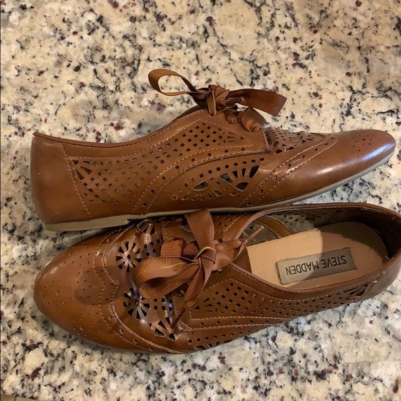 Steve Madden Shoes - Steve Madden Leather Laser Cut shoes cognac